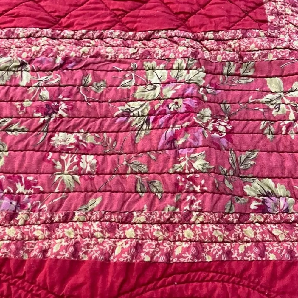 JCPENNEY Home Collection Red Roses Cotton Quilt 118
